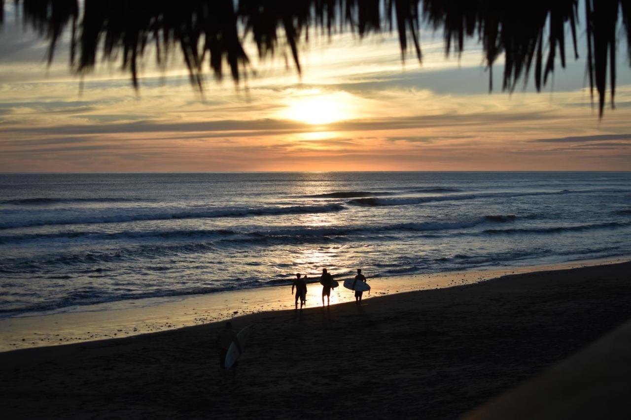 Pelicano Surf Camp La Libertad Exterior photo
